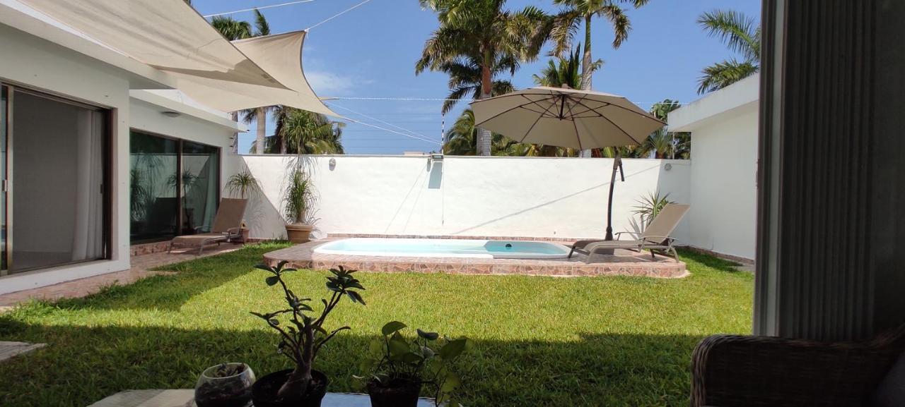 Casa Abril Cozzy Suites 칸쿤 외부 사진